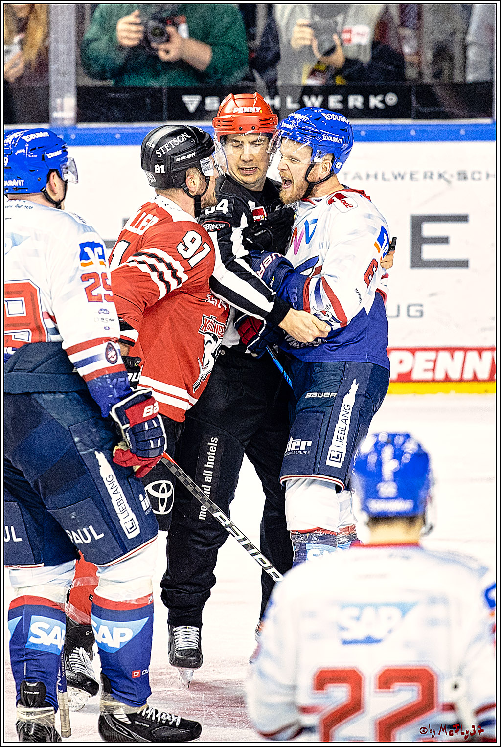 PENNY DEL Viertelfinale Spiel 6;  Koelner Haie - Adler Mannheim; Koeln, 26.03.2023